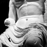 Слот Zeus vs Hades с изображением битвы богов Олимпа и подземного мира